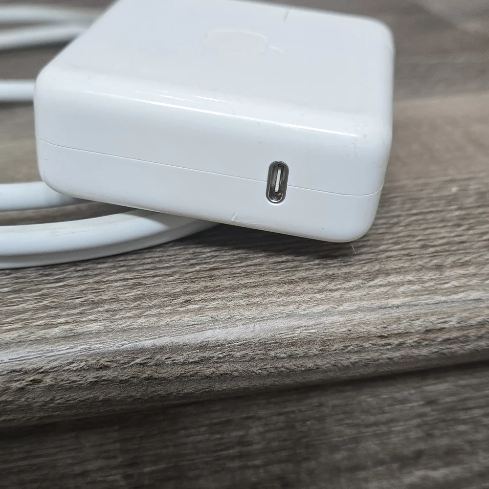 Apple White Power Adapter Cable